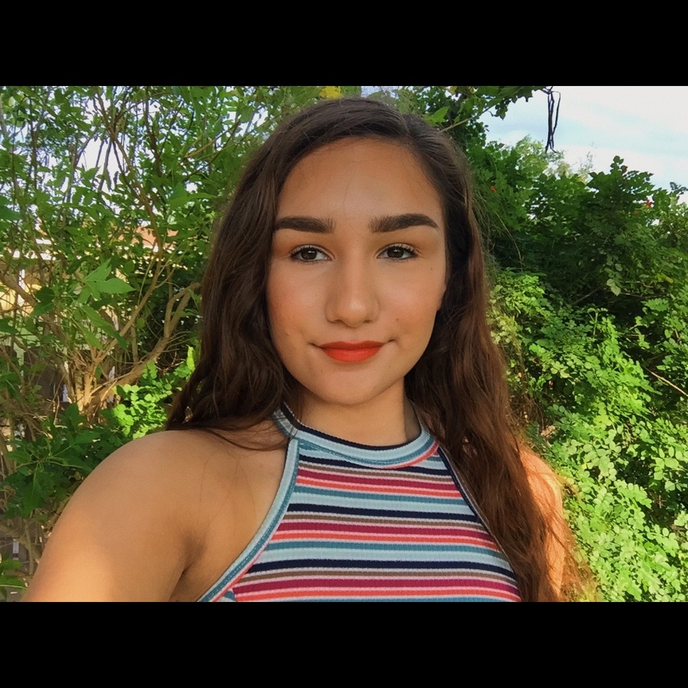 Meet your Posher, Natasha